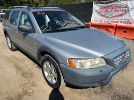 2005 Volvo XC70