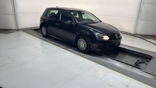 2012 VOLKSWAGEN Golf