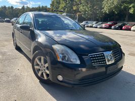 2004 NISSAN MAXIMA