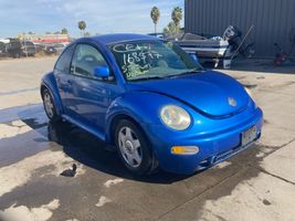 1998 VOLKSWAGEN New Beetle