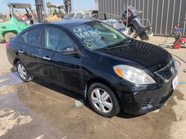 2014 NISSAN Versa