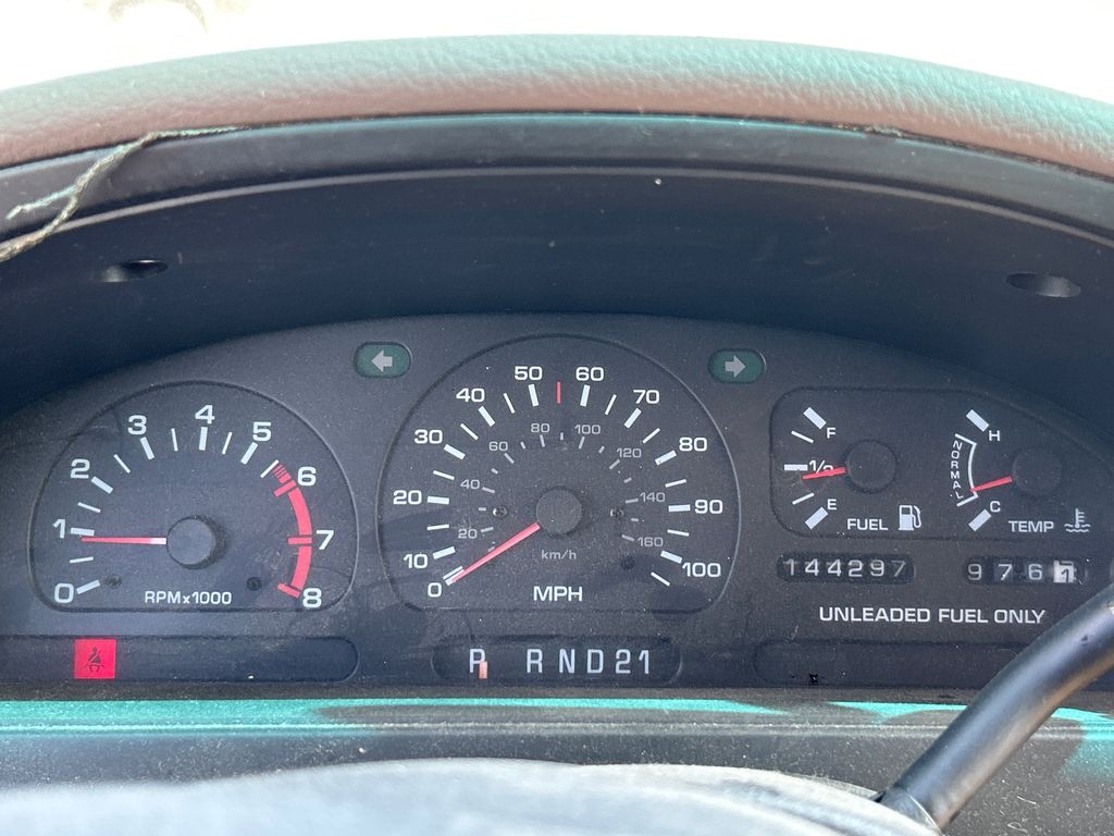 1995 NISSAN Quest 4