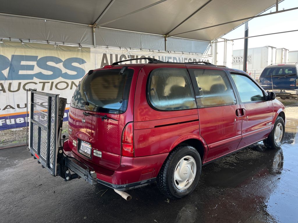 1995 NISSAN Quest 3