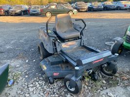  troy bilts xp mustang 0 turn mower / 17andald066