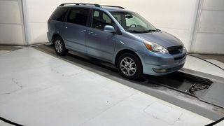 2004 Toyota Sienna