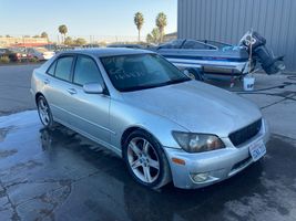 2001 Lexus IS 300