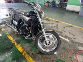 2002 YAMAHA V Max