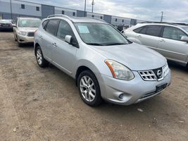 2011 NISSAN Rogue