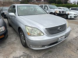 2005 Lexus LS 430