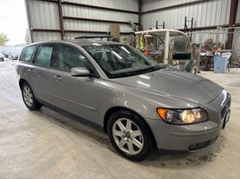 2005 Volvo V50