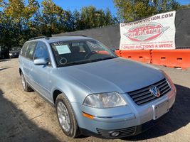 2003 VOLKSWAGEN Passat