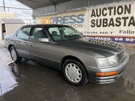 1997 Lexus LS 400