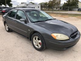 2002 Ford Taurus