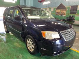 2010 Chrysler Town and Country