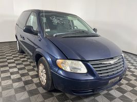 2005 Chrysler Town and Country