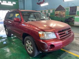 2004 Toyota HIGHLANDER