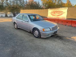 2000 Mercedes-Benz C-Class