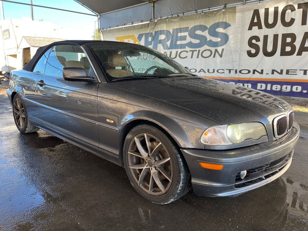 Auction EMG37864 2003 BMW 3 Series