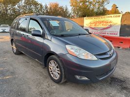 2009 Toyota Sienna