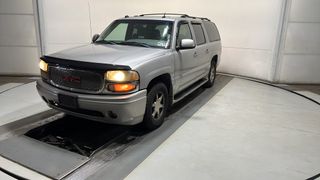 2004 GMC Yukon XL