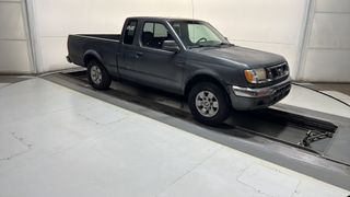 2000 NISSAN Frontier