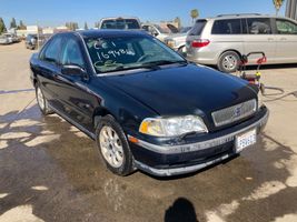 2000 Volvo S40