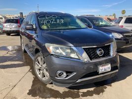 2013 NISSAN Pathfinder