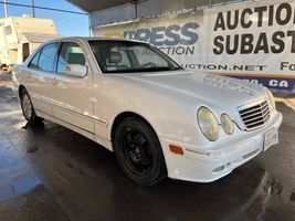 2000 Mercedes-Benz E-Class