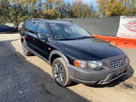 2004 Volvo XC70