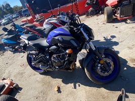 2020 YAMAHA MT