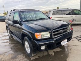 2001 NISSAN Pathfinder