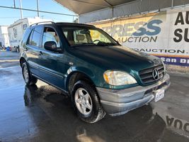 1998 Mercedes-Benz M-Class