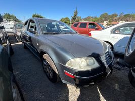 2003 VOLKSWAGEN Passat