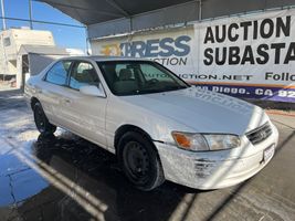 2000 Toyota Camry