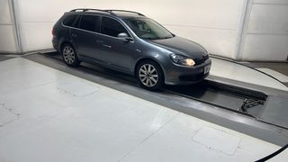 2011 VOLKSWAGEN JETTA