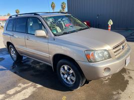 2004 Toyota HIGHLANDER