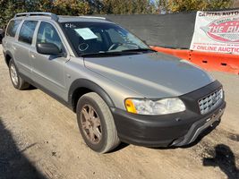 2005 Volvo XC70