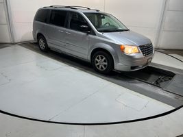 2010 Chrysler Town and Country