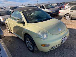 2004 VOLKSWAGEN NEW BEETLE CONVERTIBLE