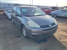 2004 Toyota Sienna