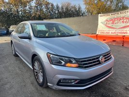 2016 VOLKSWAGEN Passat