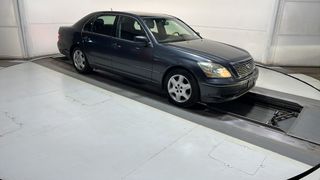 2004 Lexus LS 430