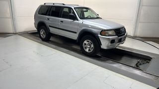 2002 Mitsubishi Montero Sport