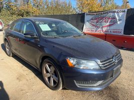 2014 VOLKSWAGEN Passat