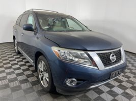 2013 NISSAN Pathfinder