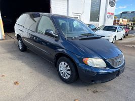 2003 Chrysler Town and Country