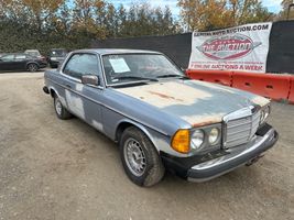 1985 Mercedes-Benz 300-Class