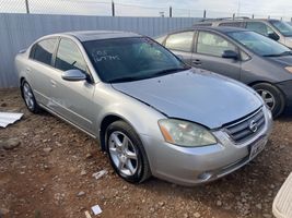 2004 NISSAN Altima