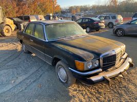 1976 Mercedes-Benz 280-Class