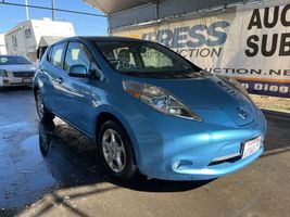 2012 NISSAN LEAF